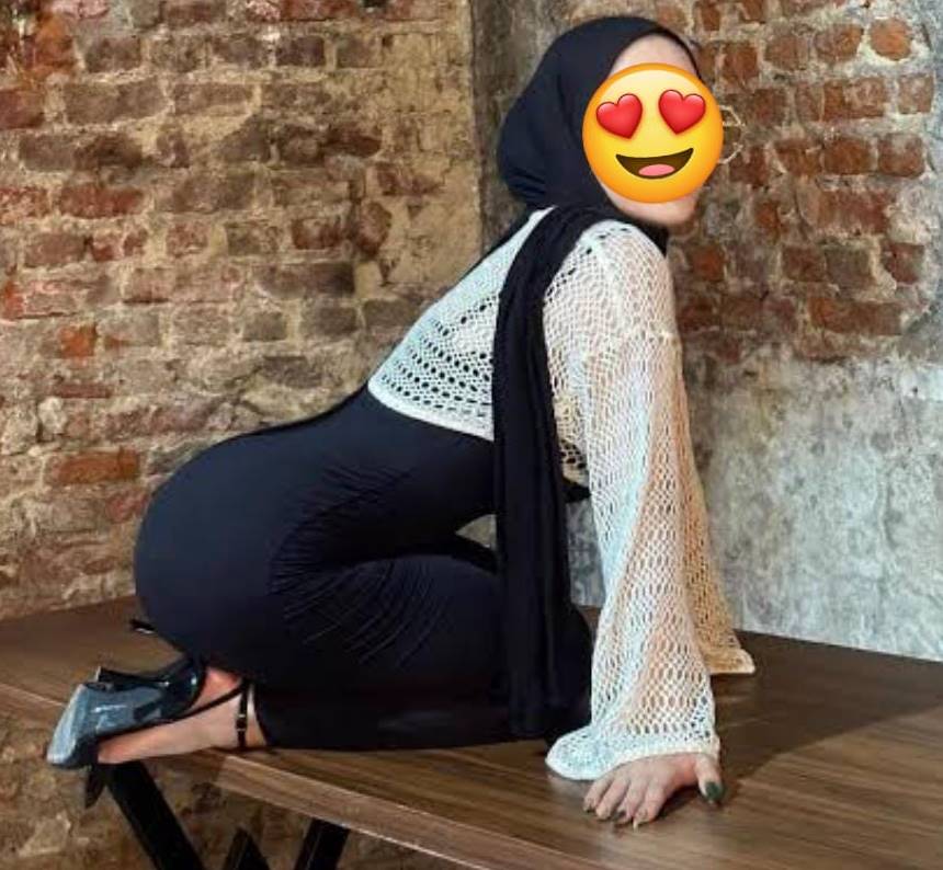 Kapalı Escort Bayan Yeşimle Gizli Fantezilerinizi Keşfet